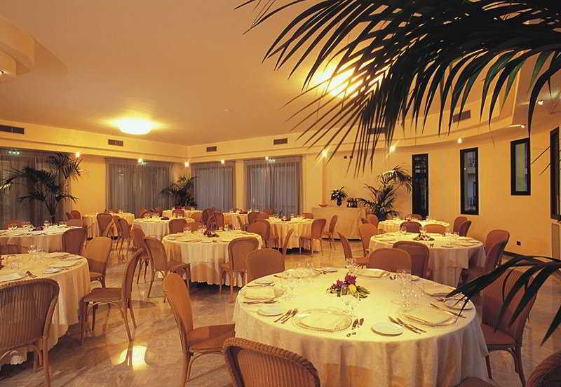 Grand Hotel Selinunte Marinella di Selinunte Restoran fotoğraf